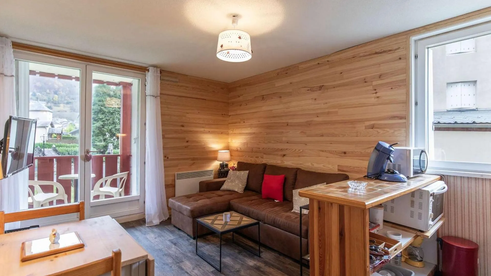 Charmant T2 Cabine 3 Pers, Balcon, Parking Prive, Luz-Saint-Sauveur - Fr-1-402-139 Esquieze-Sere Apartment